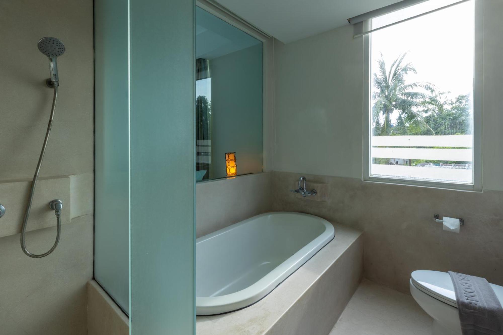 The Small Krabi Hotel 4*