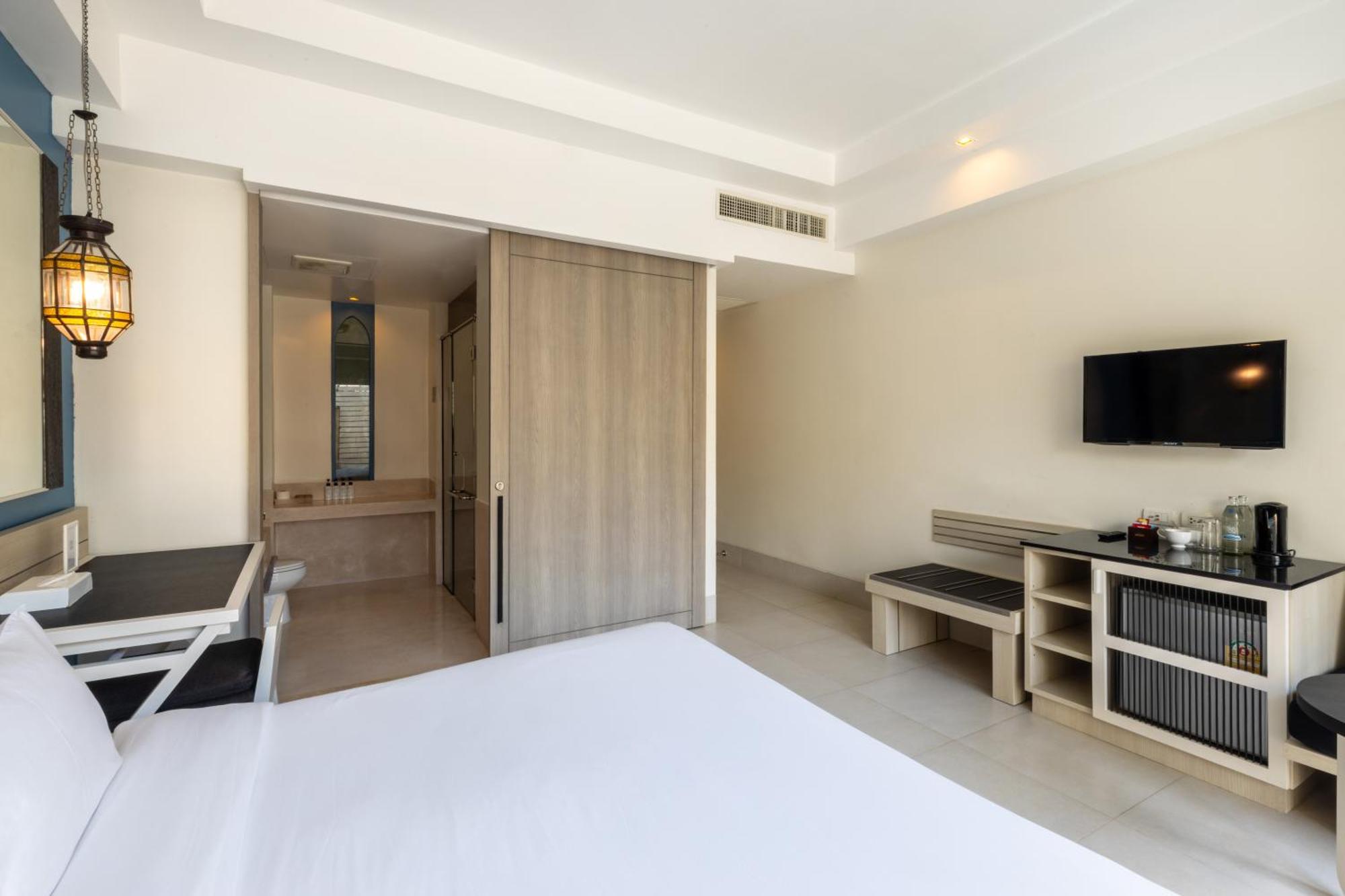 The Small Krabi 4*