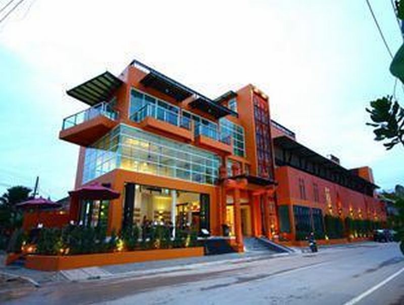 Hotel The Small Krabi 4*